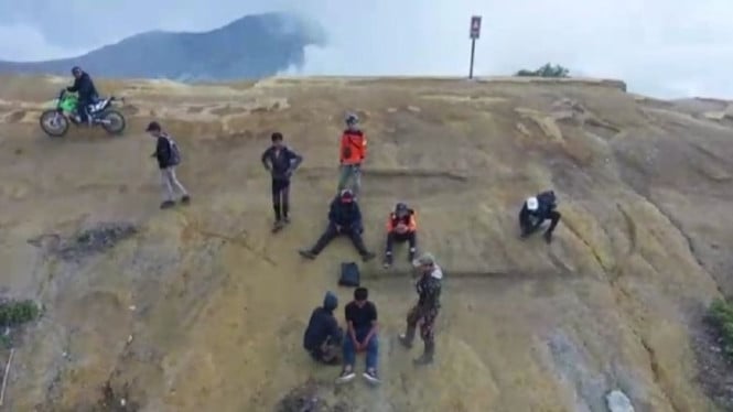 Un escalador perdido en el cráter Ijen ha sido encontrado sano y salvo