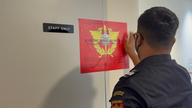 La aduana selló una joyería de lujo en Plut, ¿cuál es el motivo?