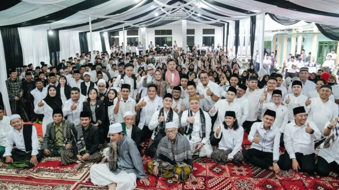 Después de Sowan a Ulama, Kaisang realiza un safari de Ramadán a Banten para unirse a Santri en el internado islámico Fatul Mani.