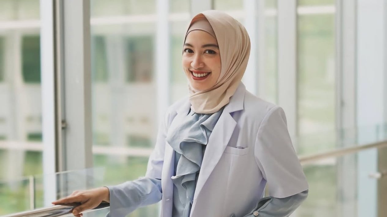 Maisie habla sobre la aventura de su marido con Kos