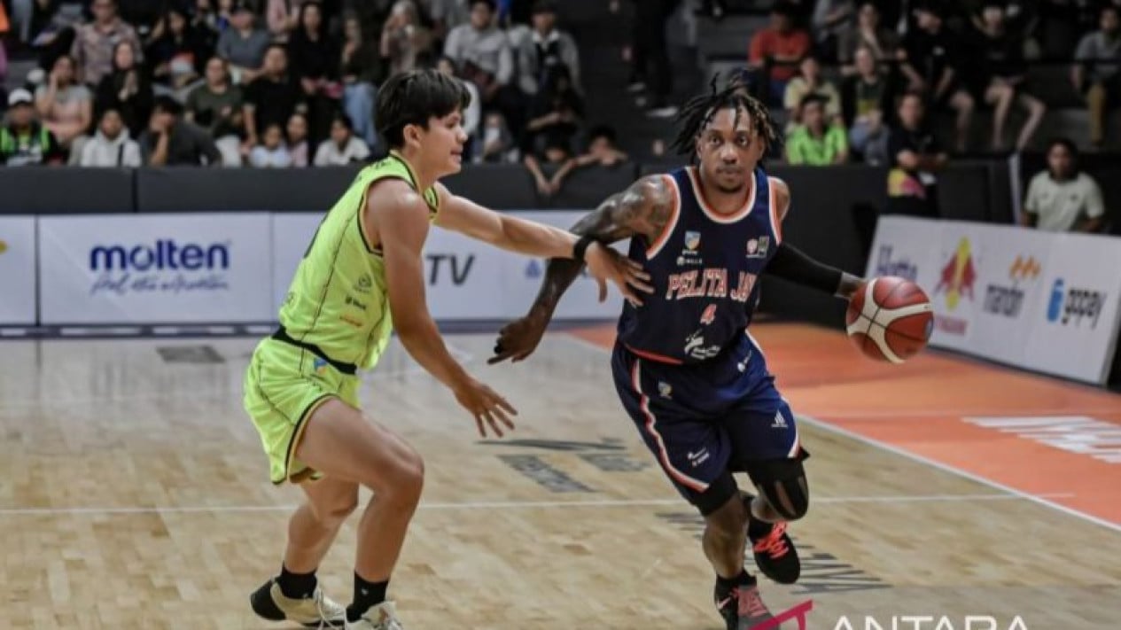 La receta triple-doble de Archibald ha ganado a Pelita Jaya 13 veces seguidas