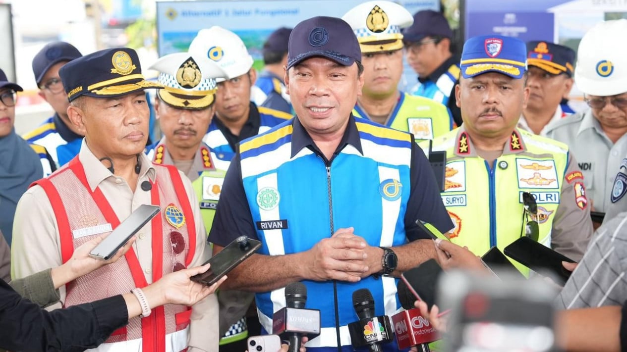 69bd690d5e98b-direktur-utama-jasa-marga-rivan-a-purwantono-tengah_gemini_1265_711.jpg