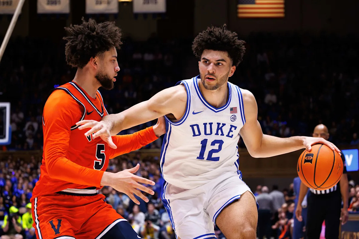Duke gana su parte del título de la temporada regular de la ACC con una contundente victoria 77-51 sobre Virginia