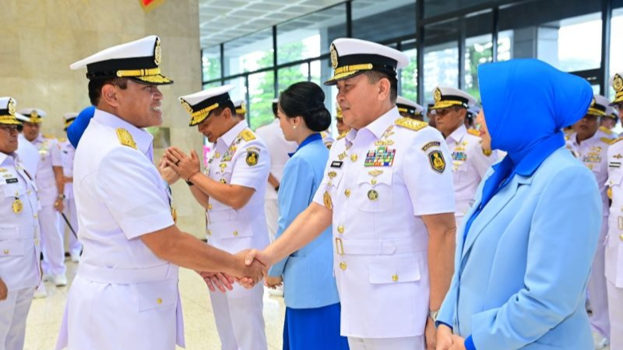 El almirante TNI Edwin se desempeña oficialmente como Vicejefe de Estado Mayor