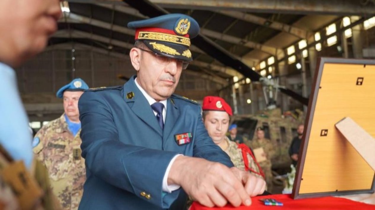 La FPNUL rinde homenaje a tres soldados del TNI caídos en el Líbano.