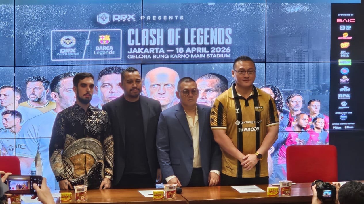 ¡Pandemonio! El brasileño Ronaldo del Piero lidera a los C para enfrentar a la leyenda del Barcelona en Yakarta, Collina se convierte en árbitro