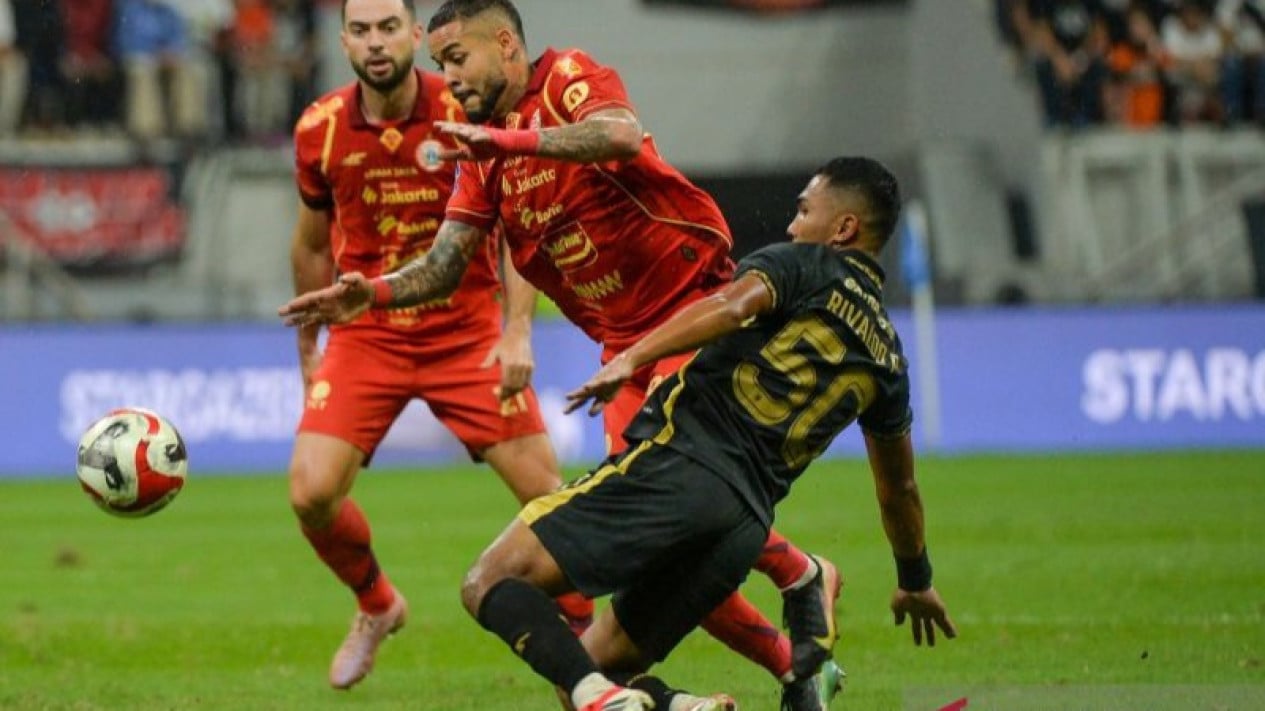 69d89ccf63d16-persija-jakarta-vs-borneo-fc_gemini_1265_711.jpg