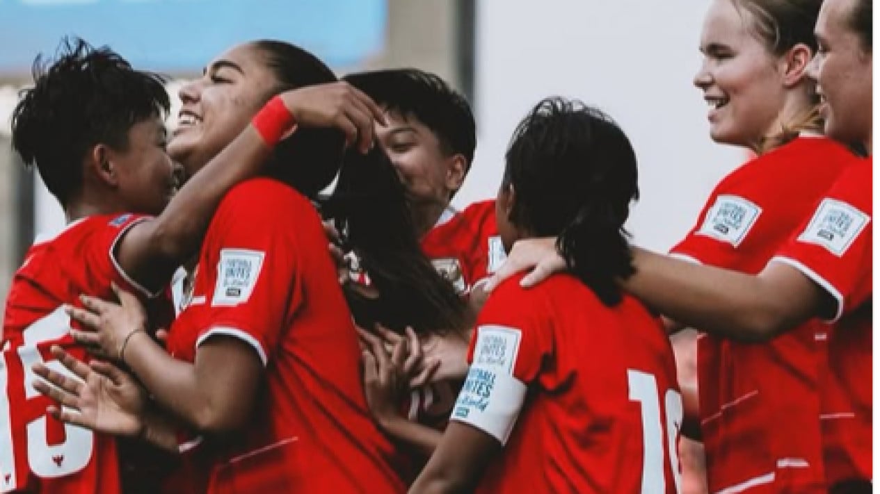 La selección femenina de Indonesia, dirigida por Claudia, sucumbió por 1-7 ante la República Democrática del Congo.