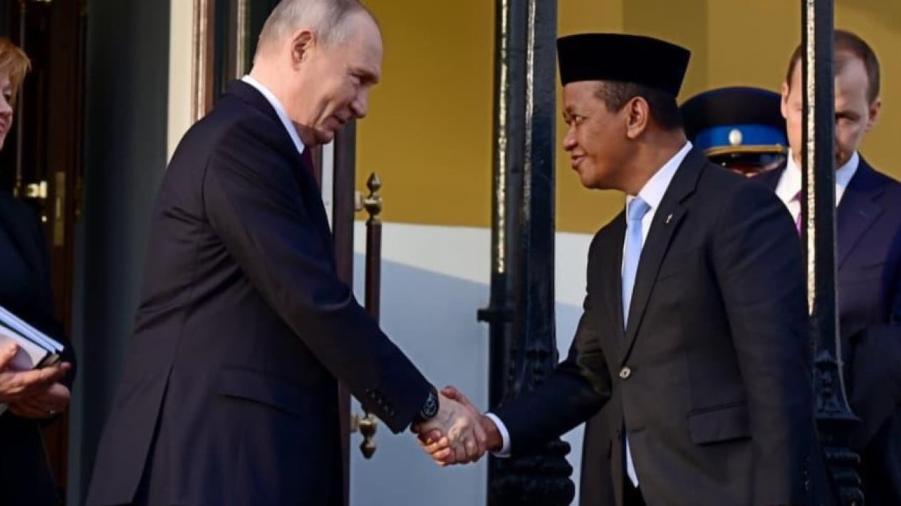 Protegiendo la diplomacia energética, Bahlil prometió mantener el suministro interno para la recuperación nacional