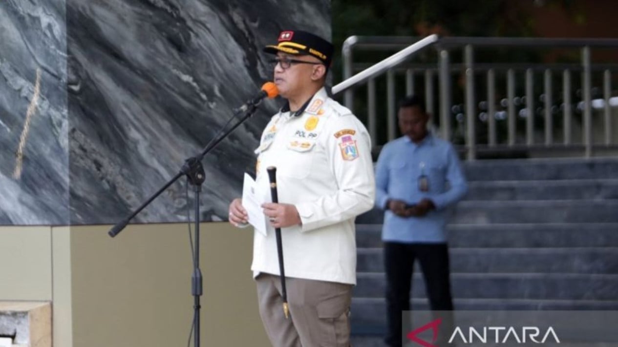69ec6c1395883-kepala-satuan-polisi-pamong-praja-satpol-pp-satriadi-gunawan_gemini_1265_711.jpg
