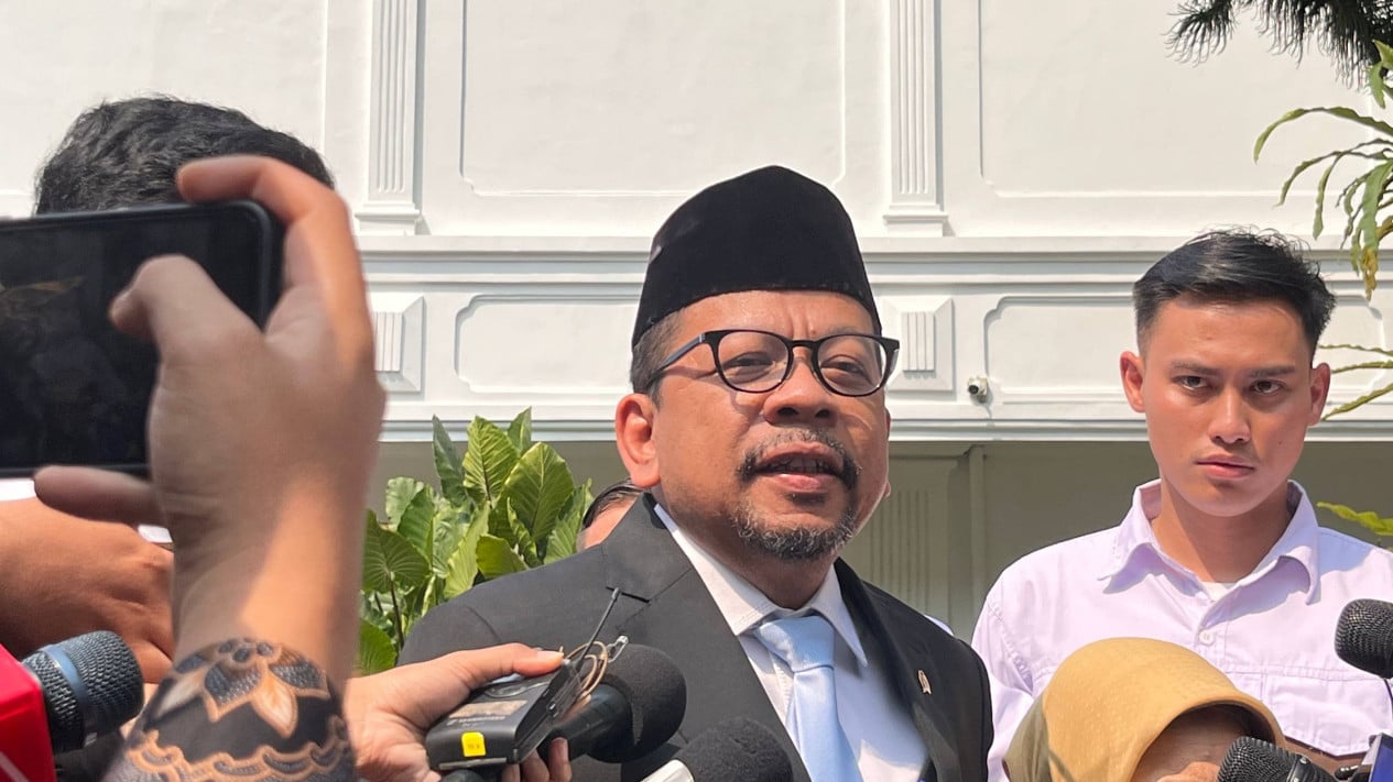 69ef109ecdb5b-kepala-staf-kepresidenan-ksp-muhammad-qodari-di-kompleks-istana-kepresidenan_gemini_1265_711.jpg
