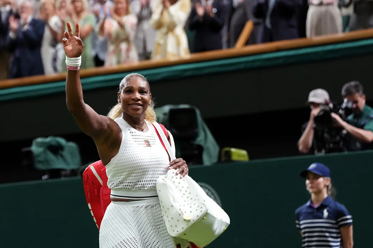 La derrota de Serena Williams en la primera ronda en el regreso de Wimbledon genera índices de audiencia récord para ESPN