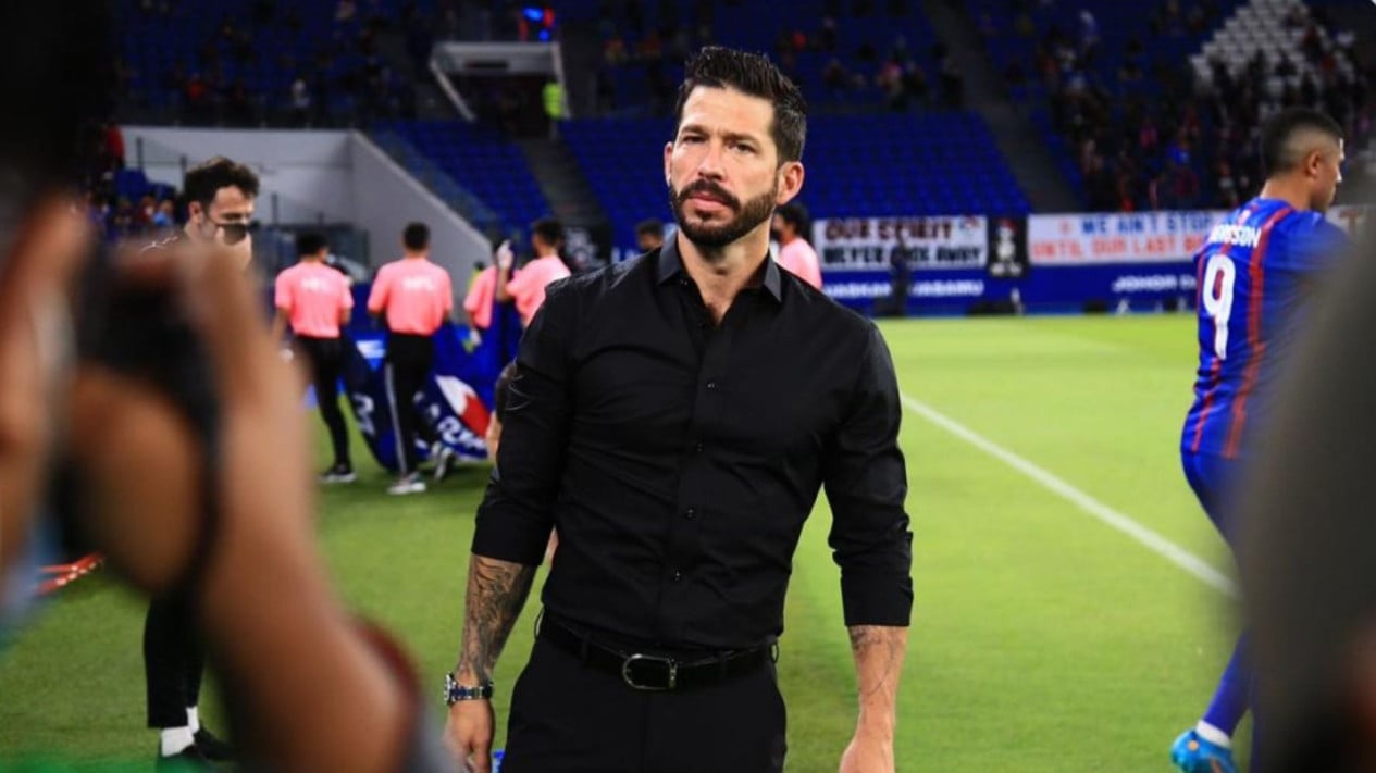 ¿El ex entrenador del JDT Benjamín Mora Persija se acerca a Yakarta?