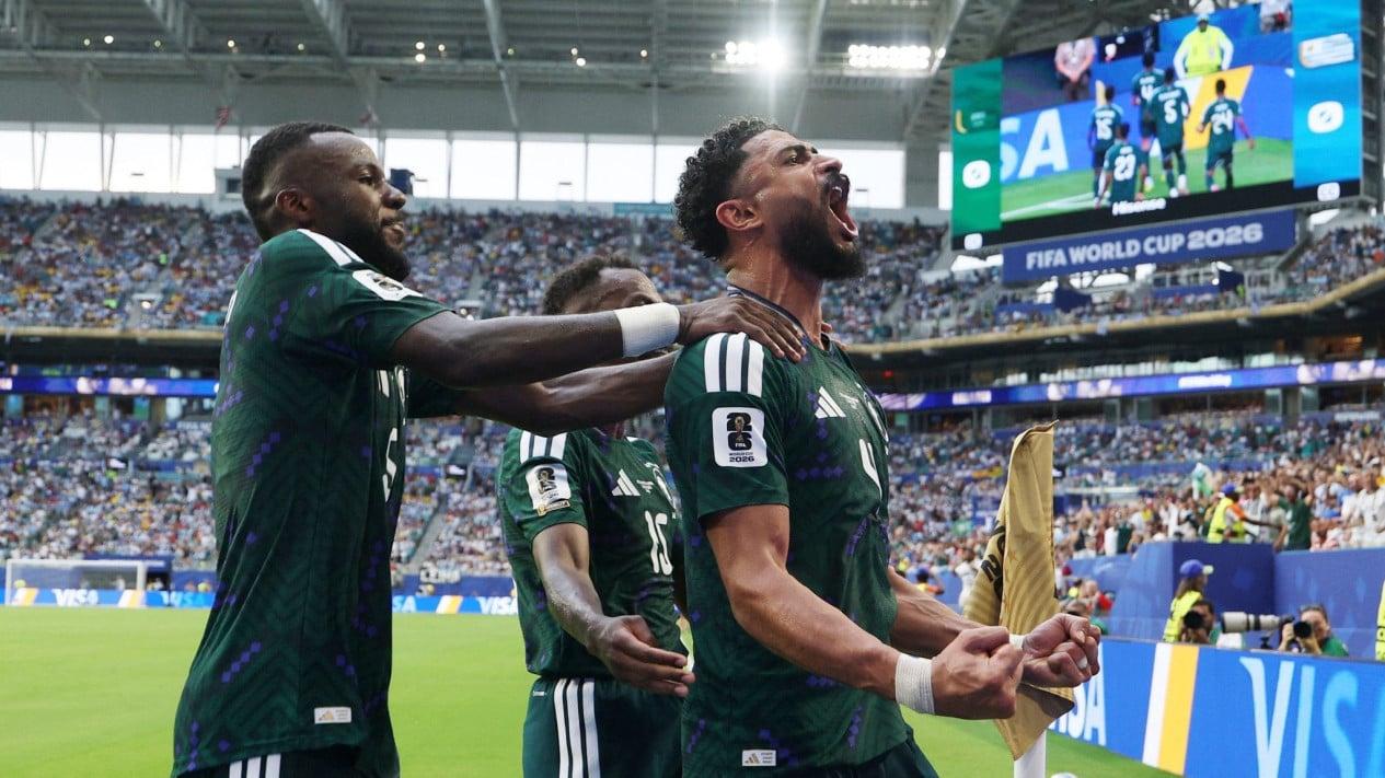 6a308e7ccd6c0-skuad-timnas-arab-saudi-rayakan-gol-abdulelah-al-amri_gemini_1265_711.jpg