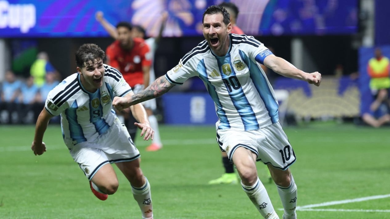 Lionel Messi lidera el camino cuando Argentina venció a Egipto