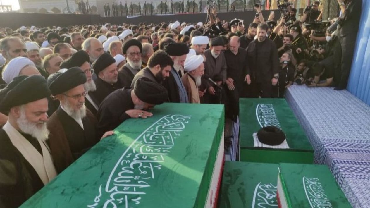 Ali Jamenei fue enterrado en el complejo mausoleo del Imam Reza en Mashhad