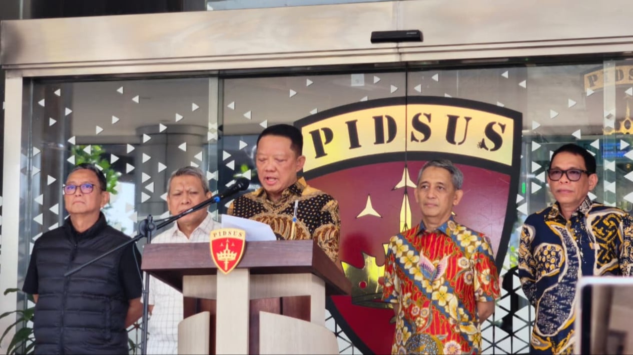 Tras la dimisión de Febrie Adriansyah Jampidsus, la Comisión III de la RPD creó inmediatamente un equipo para supervisar los casos de corrupción.