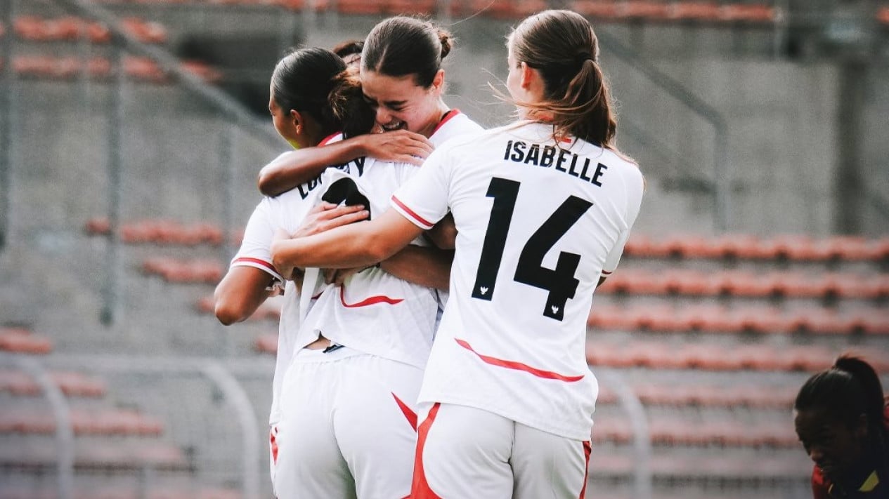 ¡El campeón defensor indiscutible! La selección nacional femenina de Indonesia inició la Copa Femenina AFF 2026 con una victoria impresionante