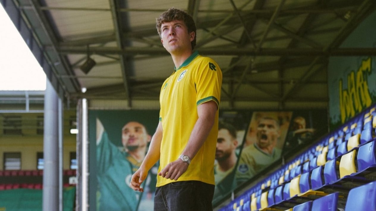 Con Justin Hübner, Ole Romeni sufrió un mal debut en Fortuna Sittard