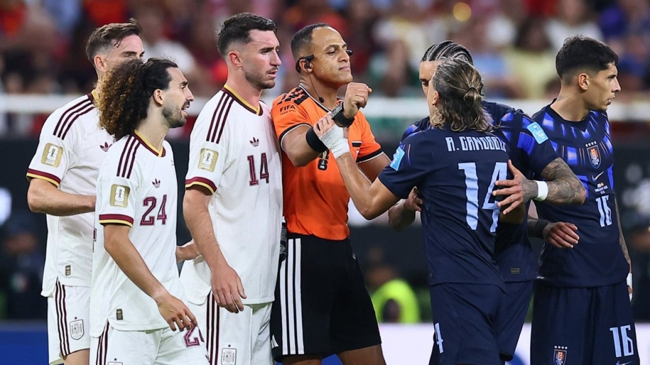 Polémico historial del árbitro Ismail Elfath para dirigir el partido Inglaterra vs Argentina en las semifinales del Mundial 2026