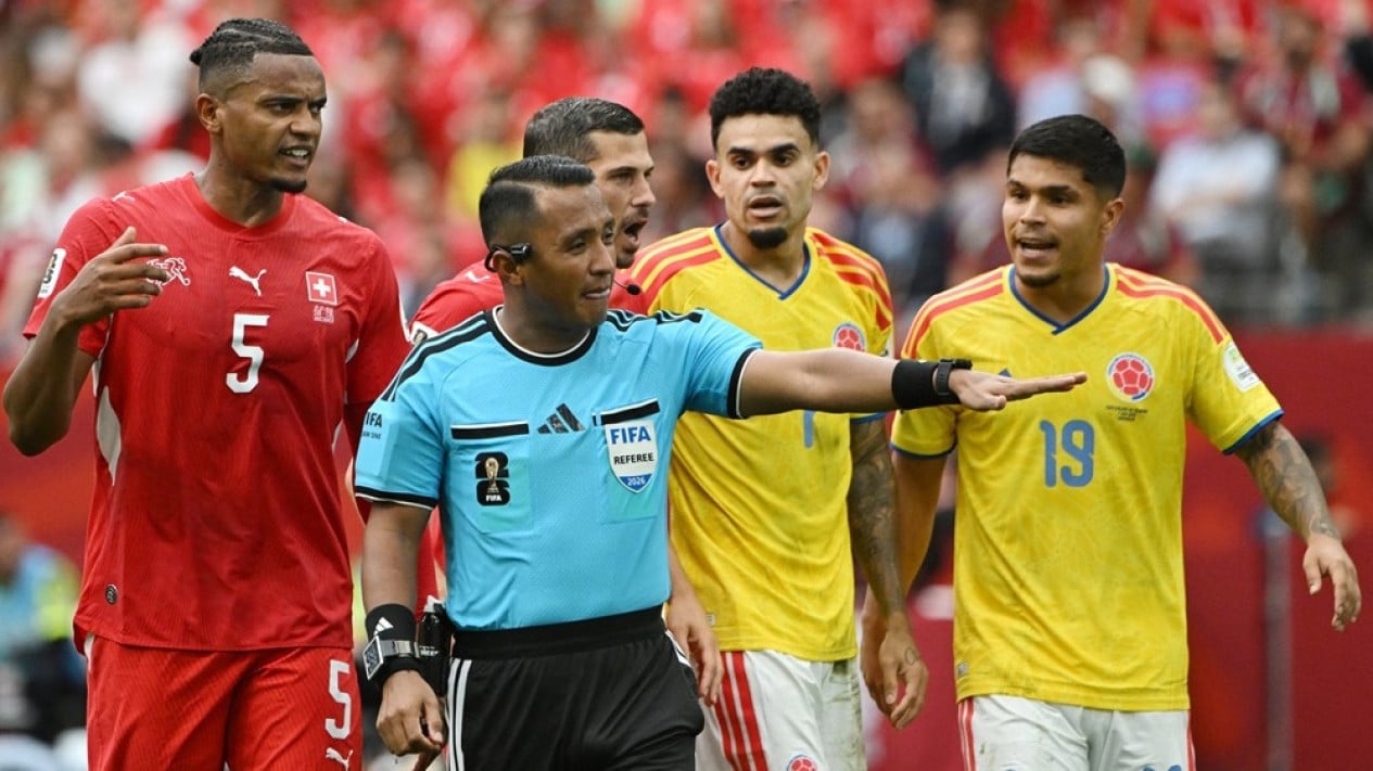 Las polémicas notas del árbitro Evan Barton sobre quién dirigirá Francia vs España en las semifinales del Mundial 2026