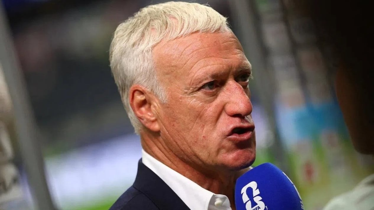 Didier Deschamps enojado con el árbitro después de que Francia perdiera ante España en las semifinales del Mundial 2026
