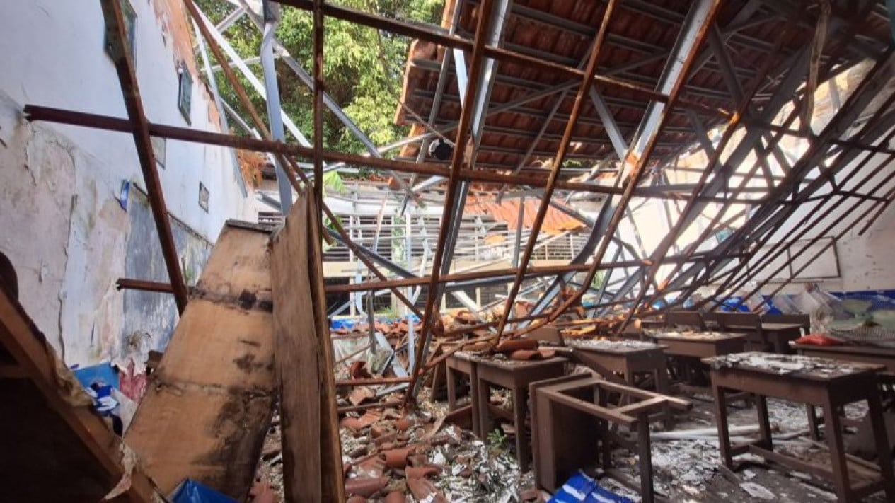 El alcalde de SDN Kebayoran Lama 09 revela la causa del colapso del edificio en el sur de Yakarta