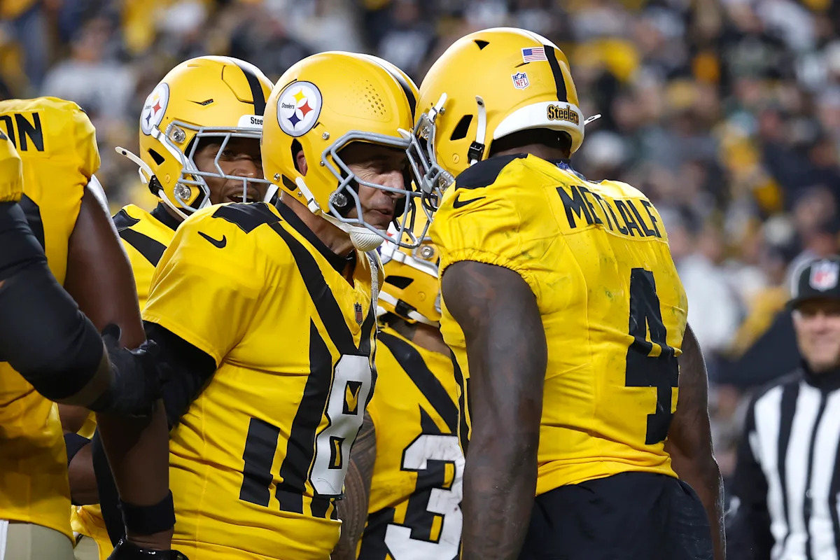 Con los Steelers enfrentando la eliminación, el golpe de DK Metcalf a un fanático puede haber marcado el final no oficial de la carrera de Aaron Rodgers.