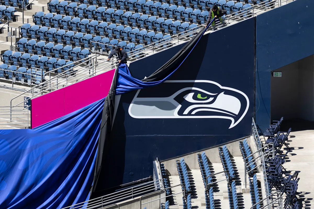 Los Seahawks acuerdan venderlo por una cifra récord de 9.612 millones de dólares al grupo liderado por el patrocinador de los 49ers, Vinod Khosla.