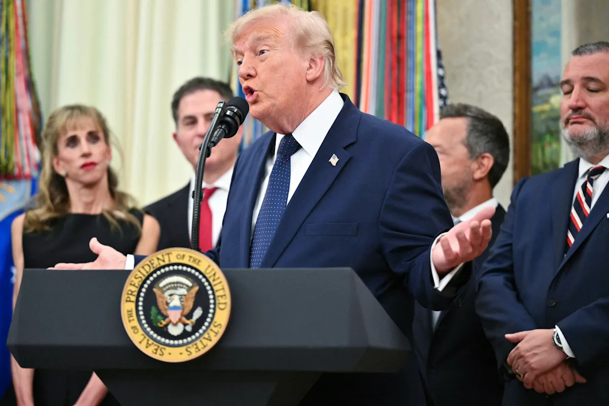El presidente Trump confirma su papel en la revisión de la FIFA y anula la tarjeta roja de Folarin Balogun: “Los presioné para que lo hicieran”