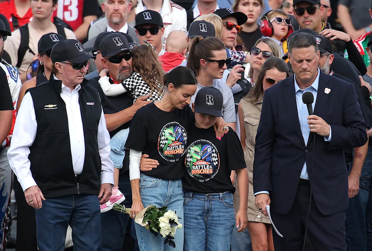 El ganador de NASCAR y Coca-Cola 600, Daniel Suárez, rinde homenaje a Kyle Busch y su familia: ‘Este es para Kyle’