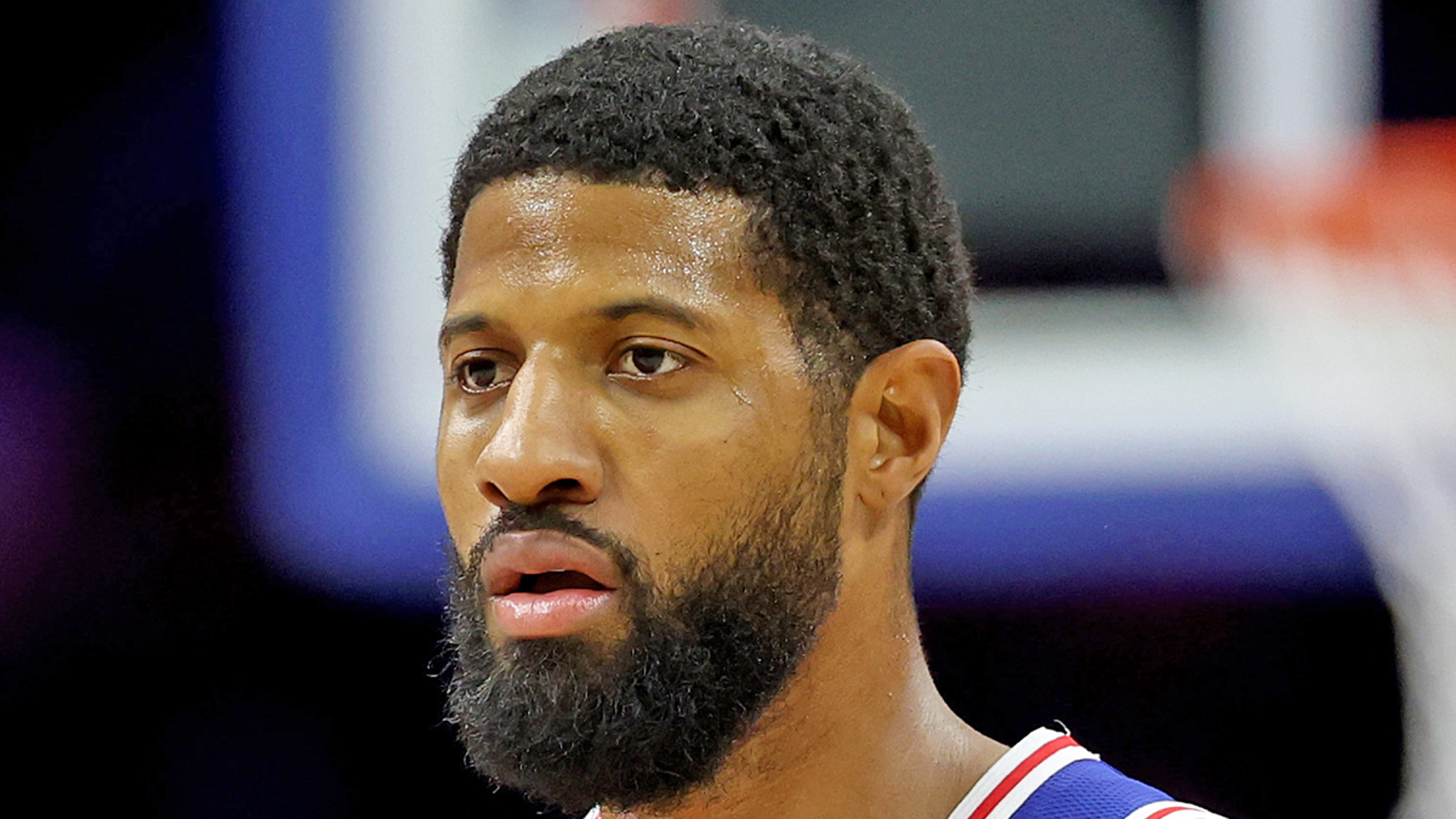 Paul George, de los 76ers, suspendido 25 juegos por violar la política de drogas