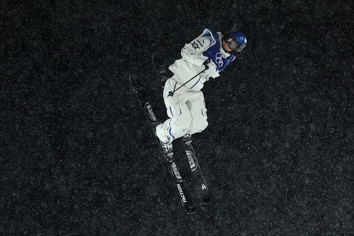 Juegos Olímpicos de Invierno: Eileen Gu gana la medalla de plata en esquí estilo libre big air femenino