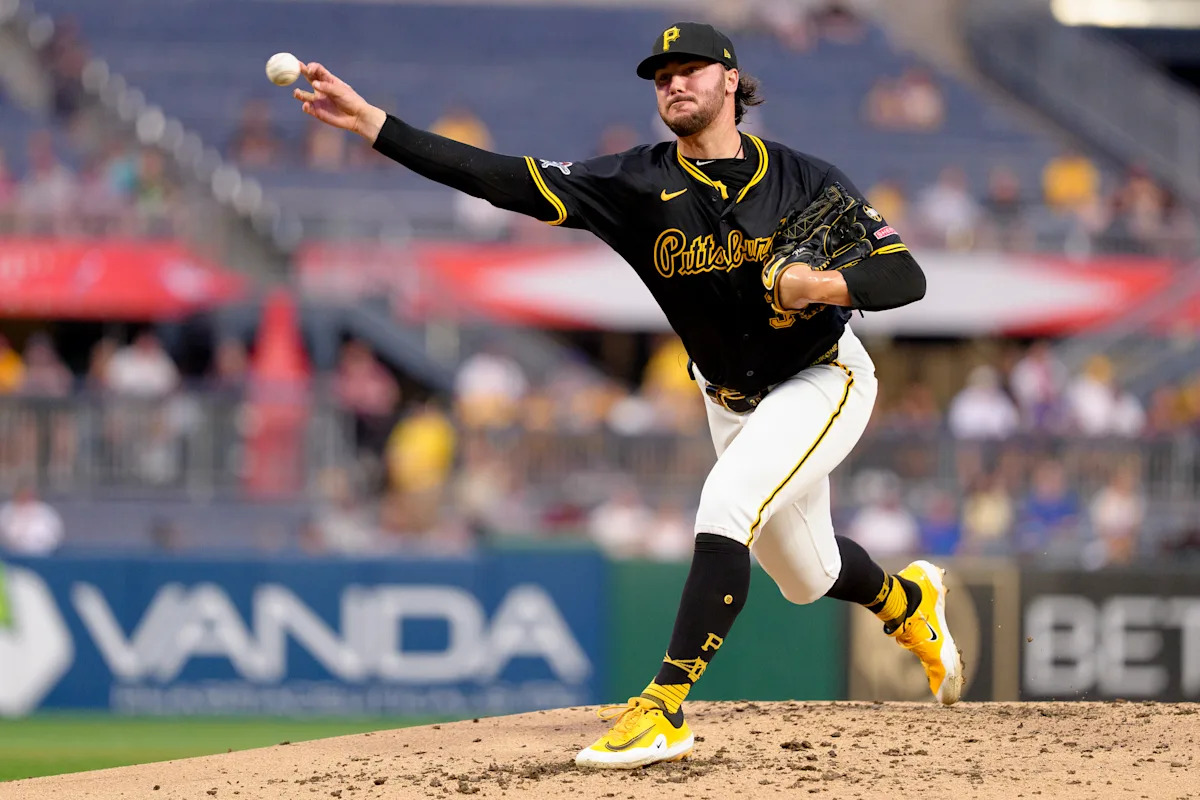 Los desafíos ABS le costaron a Paul Skenes 4 strikes, incluido 1 por décima de pulgada, en su debut en los entrenamientos de primavera.