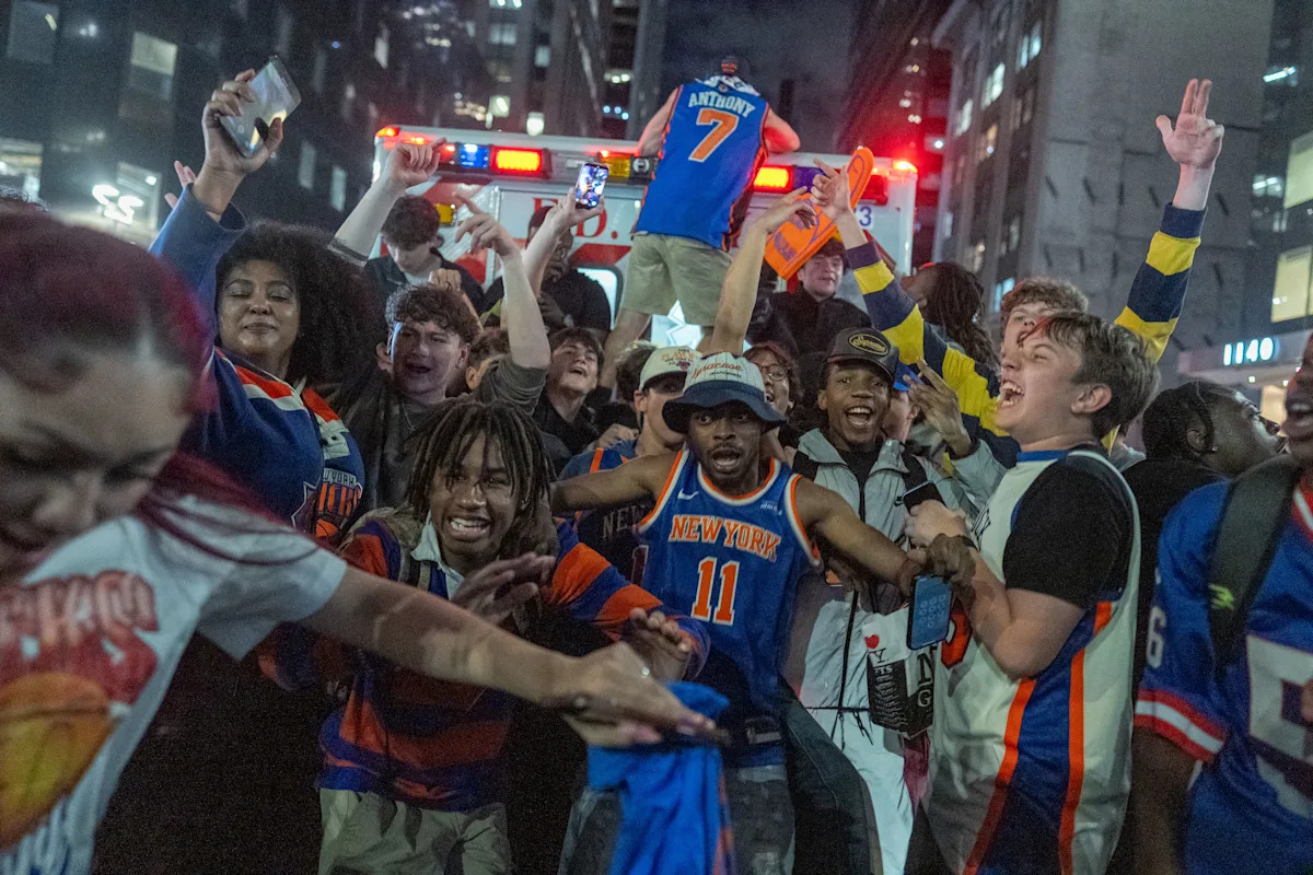 Probabilidades de las Finales de la NBA de 2026: los New York Knicks abren como perdedores contra los San Antonio Spurs