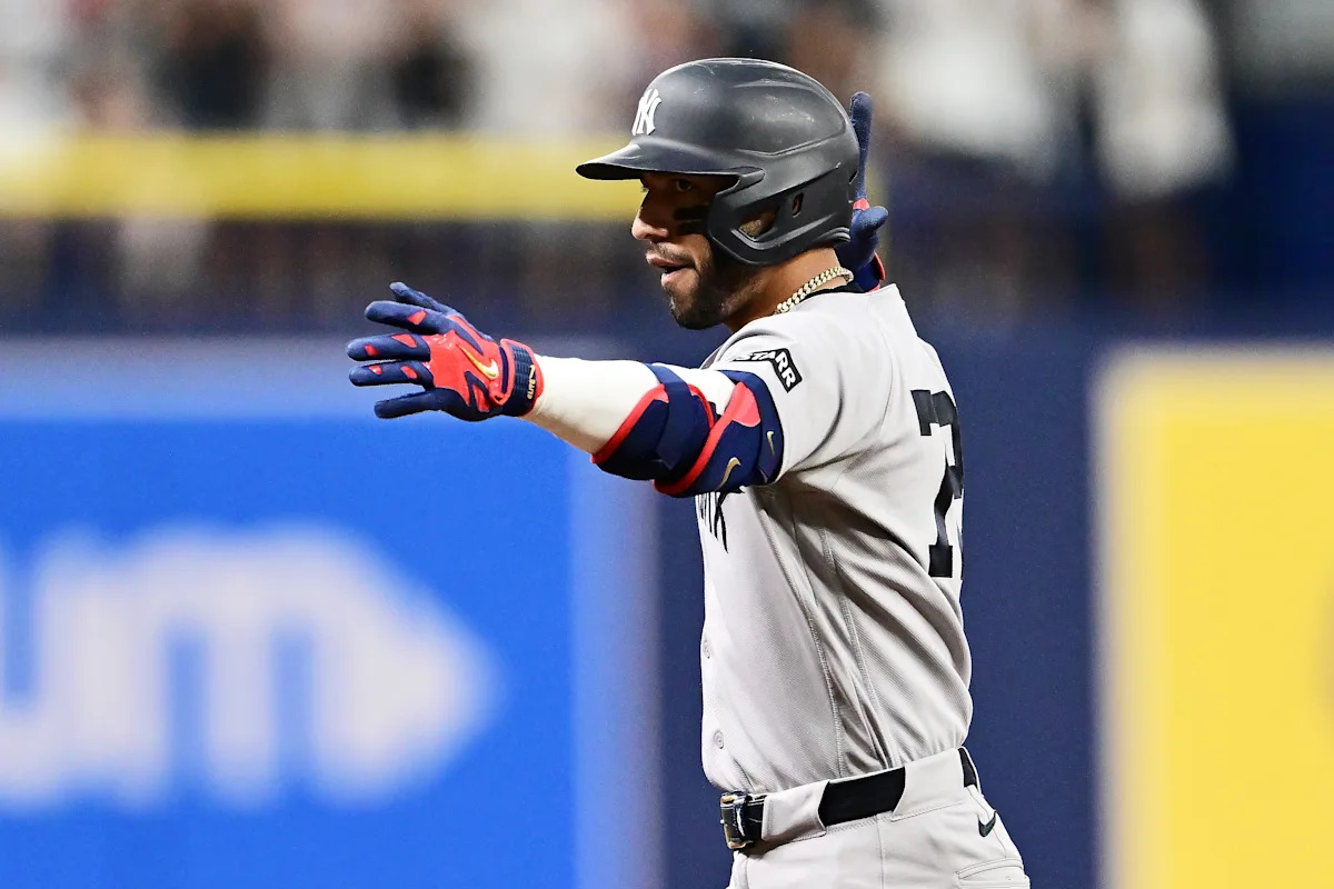 3 carreras de José Caballero le dan a los Yankees victoria 5-1 sobre los Rays, Cam Schlittler permite 1 hit en 8 entradas