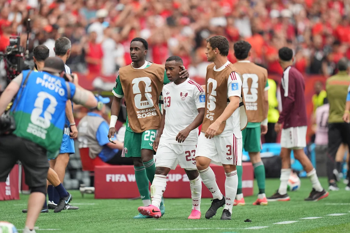 Mundial 2026: El qatarí Assim Madibo recibe una suspensión de 5 partidos por una entrada que le fracturó la pierna al canadiense Ismaël Koné