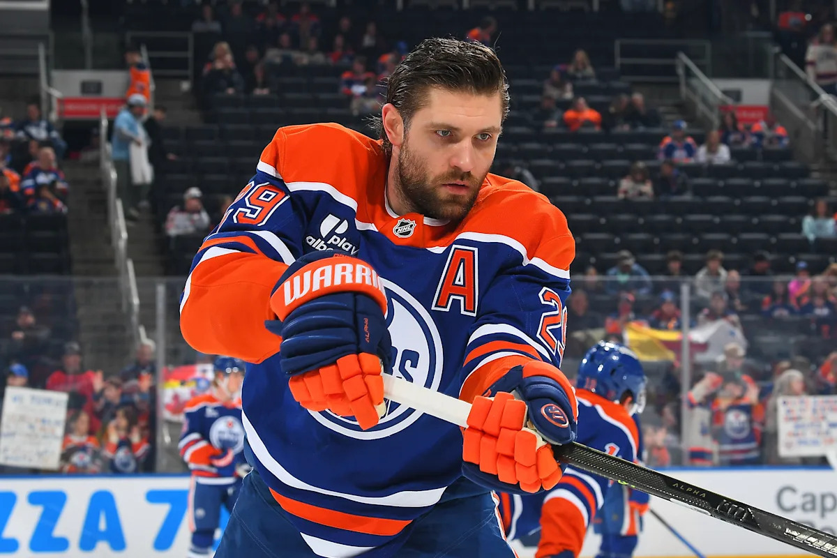 Se espera que la estrella de los Oilers, Leon Draisaitl, se pierda el resto de la temporada regular por una lesión en la parte inferior del cuerpo