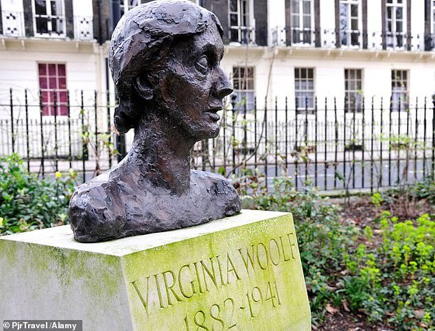 86649205-15238329-Virginia_Woolf_s_great_niece_has_blasted_a_wokerati_council_for_-a-1_1761747768743.jpg