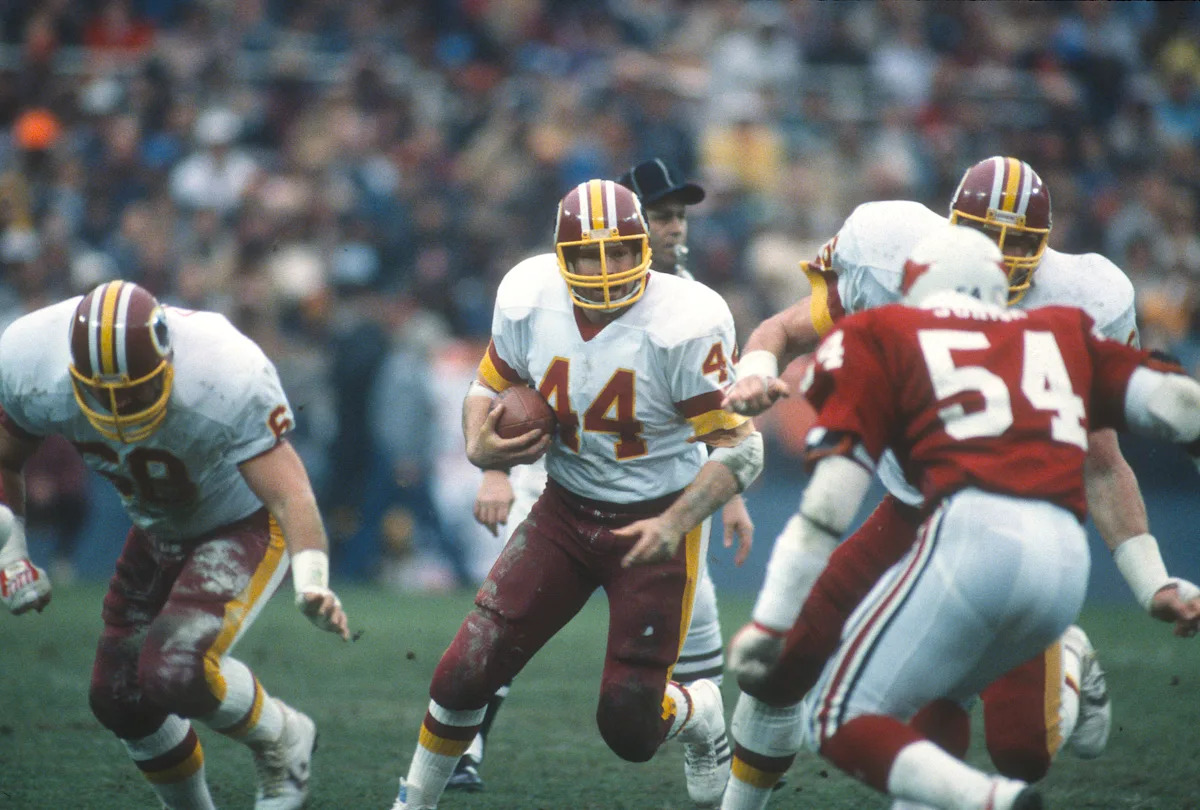 Los comandantes finalmente decidieron retirar el número 44 en honor a John Riggins, el líder corredor de todos los tiempos del equipo.