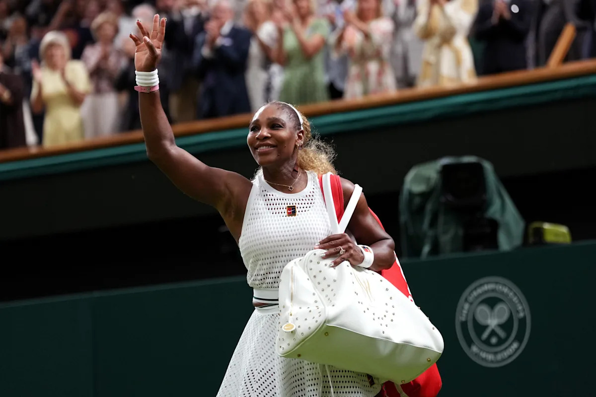 Wimbledon: Serena Williams se retira del torneo de dobles con su hermana Venus por lesión de rodilla