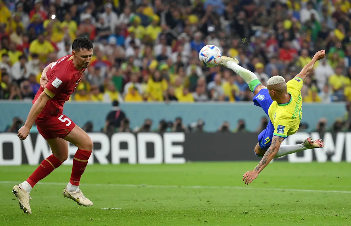 A 17 días del Mundial: el tiro de tijera de Richarlison gana el gol del torneo 2022
