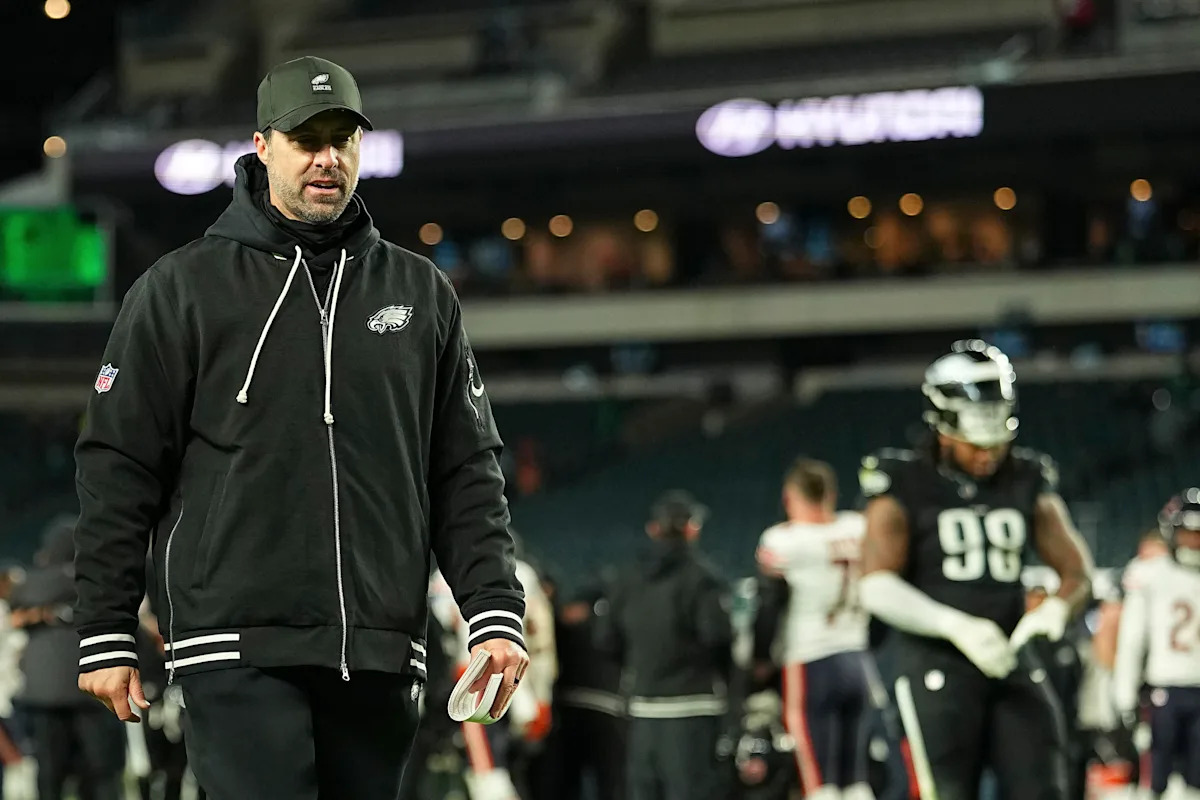 La casa de Eagles OC Kevin Patullo destrozada después de la derrota ante los Bears el Viernes Negro