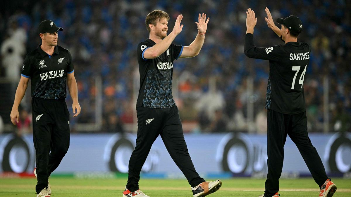 Nueva Zelanda anuncia la plantilla T20I para el partido contra Sudáfrica. Santner liderará los tres primeros partidos