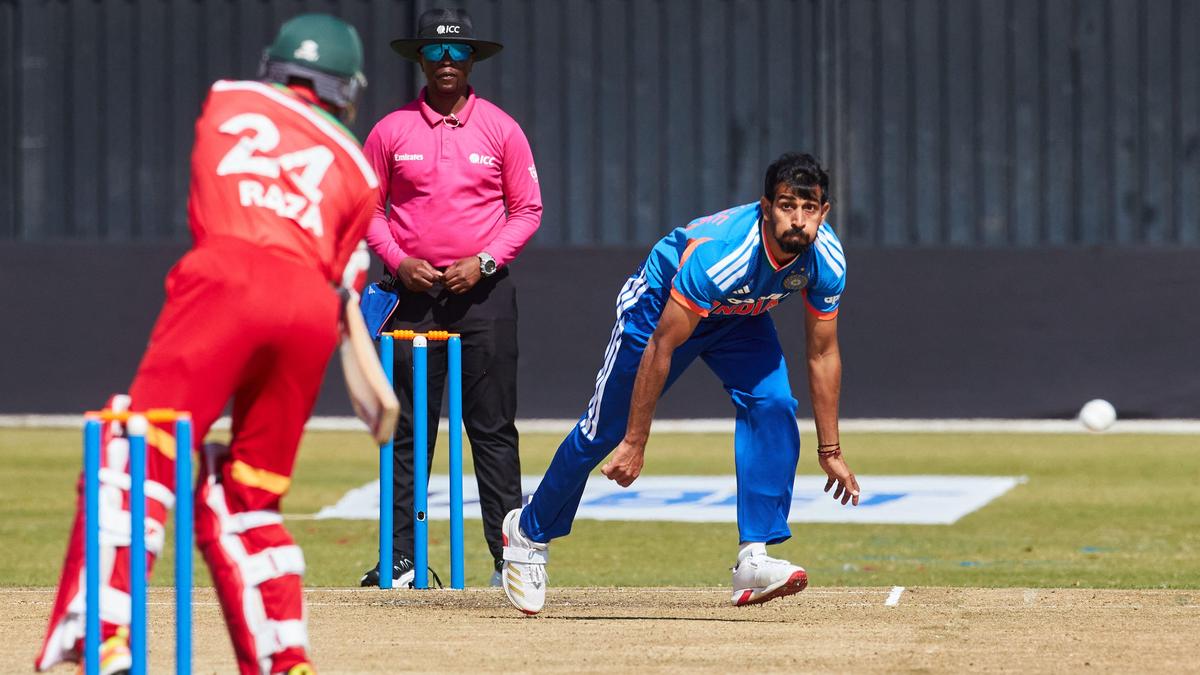 IND vs ZIM – Prince Yadav abandona el campo con una lesión en el tendón de la corva