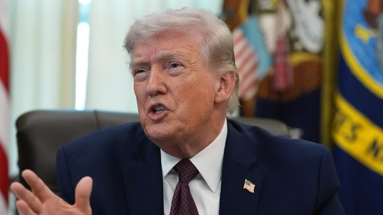 Donald Trump reacciona a la polémica sobre el travestismo de Bryon Noem: “Qué lástima…”