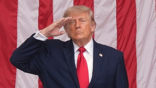 Actualización de salud de Donald Trump: ¿Por qué el POTUS visitó a Walter Reed? Explica su enfermedad crónica “dolorosa y debilitante”