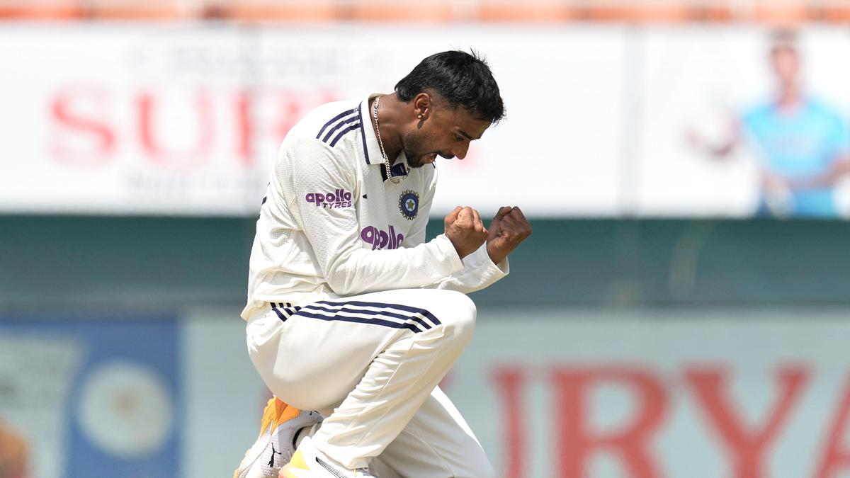 Cricket del condado de los indios: Unadkat pierde un terreno, Suthar ataca de nuevo por Warwickshire
