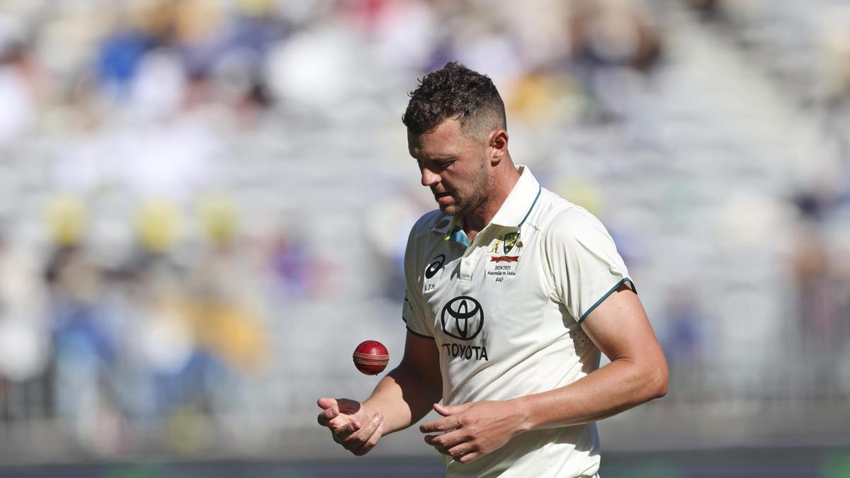 El susto de las lesiones en Australia mientras Hazlewood y Abbott se someten a evaluaciones antes de la primera prueba de cenizas