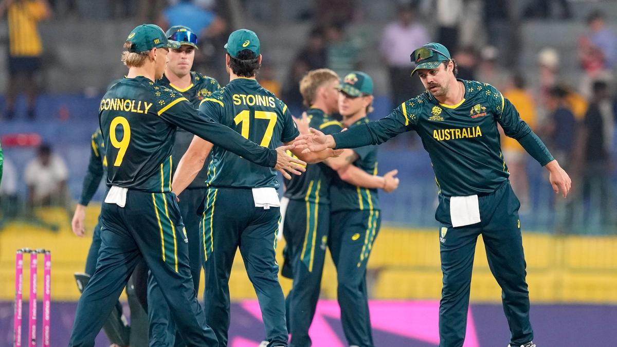 AUS vs INVIERNO, Copa del Mundo T20 2026 PUNTUACIÓN EN VIVO: Zimbabwe 45/0 después de 5,3 overs; Australia decide jugar en el campo
